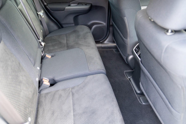 Honda CR-V 2.0 Elegance|Prijs rijklaar incl 12 mnd garantie| Trekhaak Camera Stoelverwarming Navi Clima