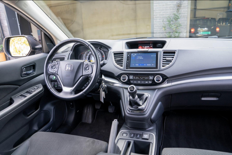 Honda CR-V 2.0 Elegance|Prijs rijklaar incl 12 mnd garantie| Trekhaak Camera Stoelverwarming Navi Clima
