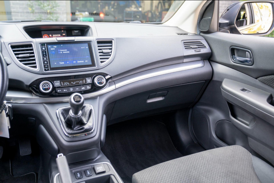 Honda CR-V 2.0 Elegance|Prijs rijklaar incl 12 mnd garantie| Trekhaak Camera Stoelverwarming Navi Clima