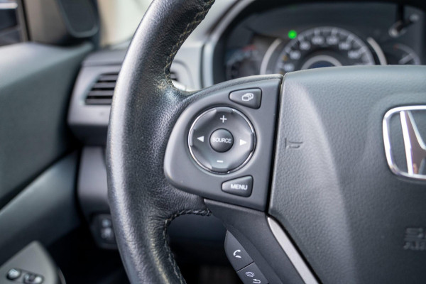 Honda CR-V 2.0 Elegance|Prijs rijklaar incl 12 mnd garantie| Trekhaak Camera Stoelverwarming Navi Clima