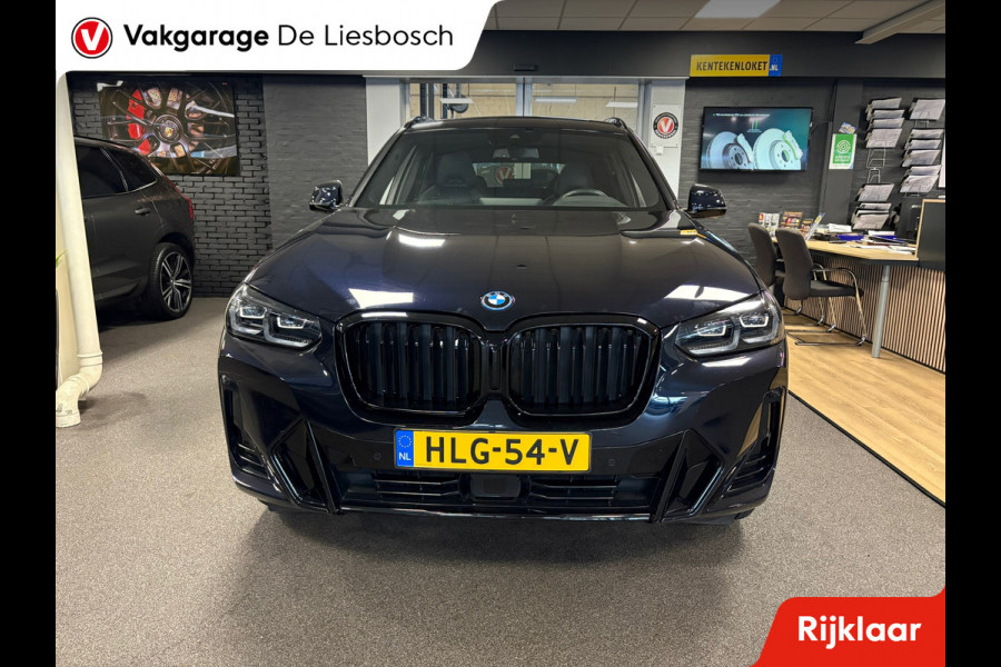 BMW X3 XDrive30e High Executive M-sport | sportstoelen | Head-up Display | Panorama-dak BMW X3 XDrive30e High Executive M-sport | sportstoelen | Head-up Display | Panorama-dak