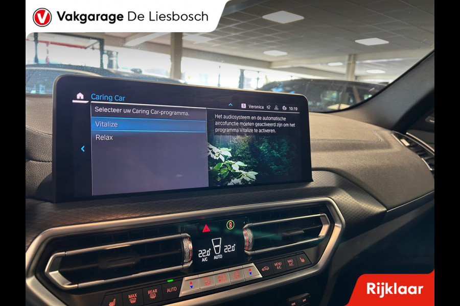 BMW X3 XDrive30e High Executive M-sport | sportstoelen | Head-up Display | Panorama-dak BMW X3 XDrive30e High Executive M-sport | sportstoelen | Head-up Display | Panorama-dak