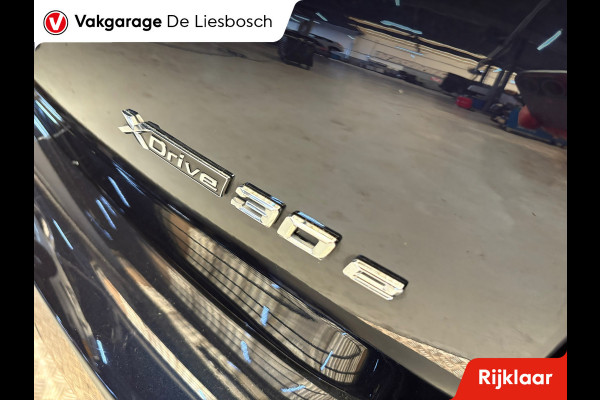 BMW X3 XDrive30e High Executive M-sport | sportstoelen | Head-up Display | Panorama-dak BMW X3 XDrive30e High Executive M-sport | sportstoelen | Head-up Display | Panorama-dak