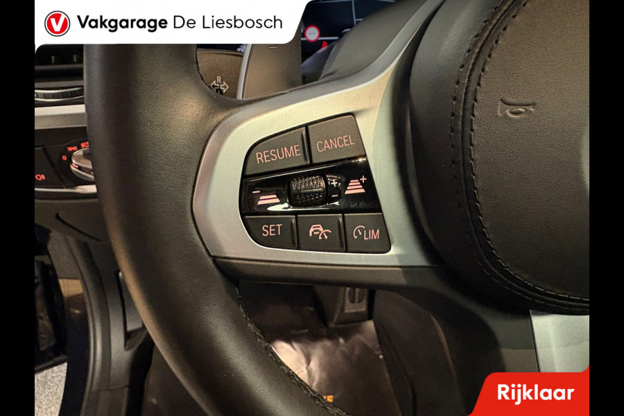 BMW X3 XDrive30e High Executive M-sport | sportstoelen | Head-up Display | Panorama-dak BMW X3 XDrive30e High Executive M-sport | sportstoelen | Head-up Display | Panorama-dak