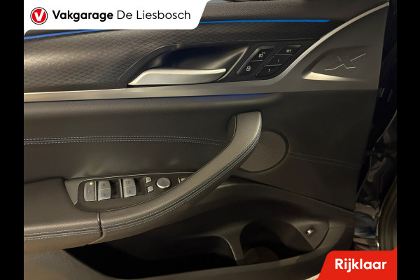 BMW X3 XDrive30e High Executive M-sport | sportstoelen | Head-up Display | Panorama-dak BMW X3 XDrive30e High Executive M-sport | sportstoelen | Head-up Display | Panorama-dak