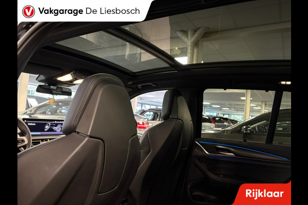 BMW X3 XDrive30e High Executive M-sport | sportstoelen | Head-up Display | Panorama-dak BMW X3 XDrive30e High Executive M-sport | sportstoelen | Head-up Display | Panorama-dak