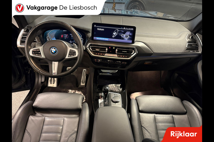 BMW X3 XDrive30e High Executive M-sport | sportstoelen | Head-up Display | Panorama-dak BMW X3 XDrive30e High Executive M-sport | sportstoelen | Head-up Display | Panorama-dak