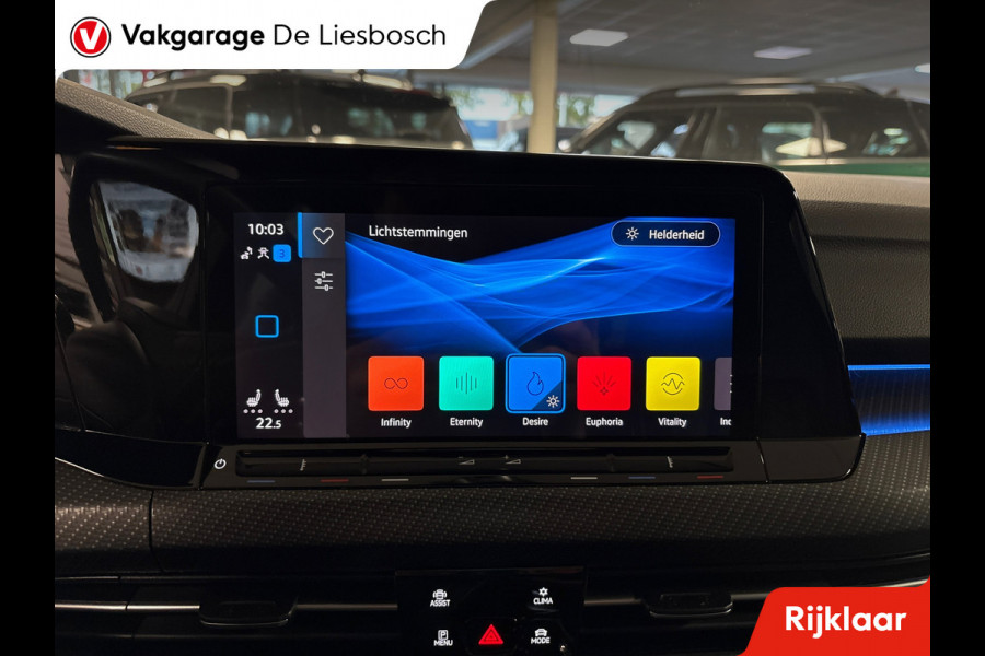 Volkswagen GOLF Variant 1.5 eTSI R-Line Business+/navi/camera/apple carplay/trekhaak