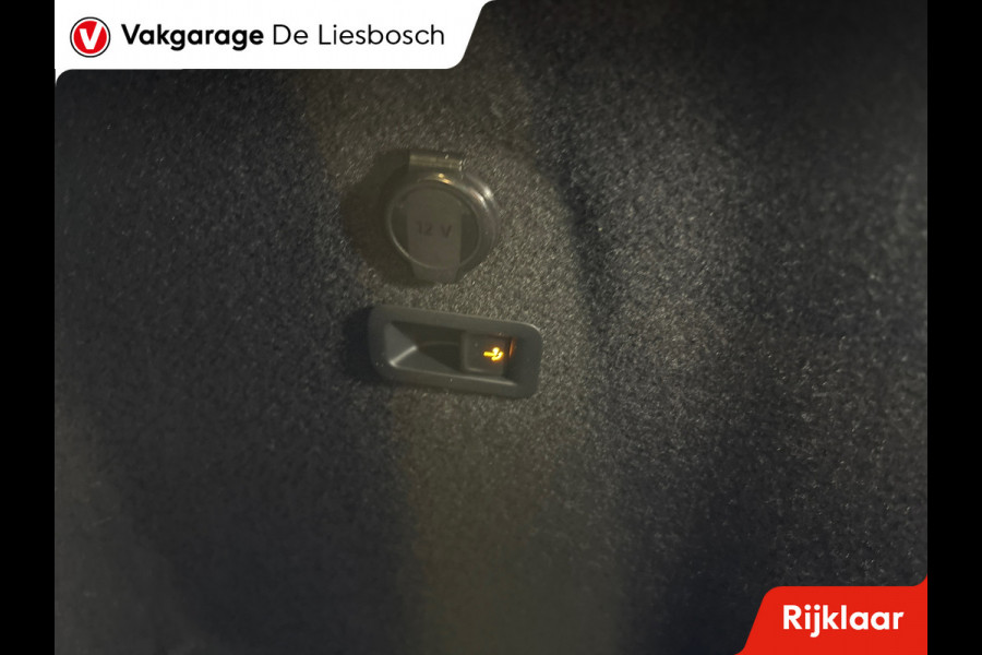 Volkswagen GOLF Variant 1.5 eTSI R-Line Business+/navi/camera/apple carplay/trekhaak