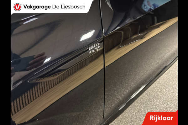 Volkswagen GOLF Variant 1.5 eTSI R-Line Business+/navi/camera/apple carplay/trekhaak