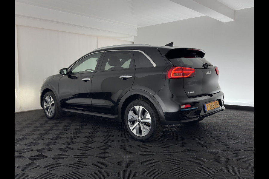 Kia e-Niro ExecutiveLine 64 kWh [ 3-Fase ] {SOH-100%} (INCL-BTW) Aut. *PANO | LUXURY-LEATHER | JBL-AUDIO | FULL-LED | NAVI-FULLMAP | DAB | ADAPTIVE-CRUISE | CAMERA | MEMORY-PACK | LANE-ASSIST | CCS-FASTLOADER | KEYLESS | DIGI-COCKPIT | 17"ALU*