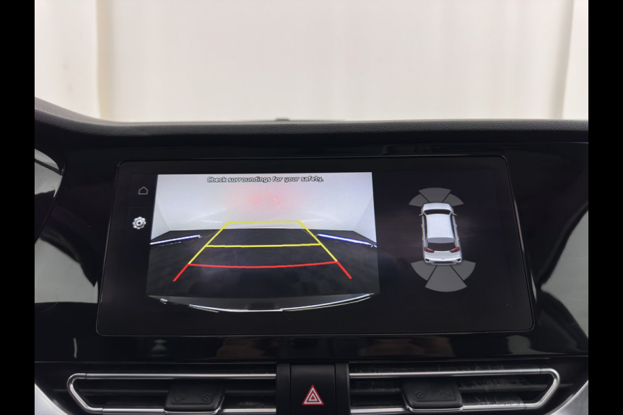 Kia e-Niro ExecutiveLine 64 kWh [ 3-Fase ] {SOH-100%} (INCL-BTW) Aut. *PANO | LUXURY-LEATHER | JBL-AUDIO | FULL-LED | NAVI-FULLMAP | DAB | ADAPTIVE-CRUISE | CAMERA | MEMORY-PACK | LANE-ASSIST | CCS-FASTLOADER | KEYLESS | DIGI-COCKPIT | 17"ALU*