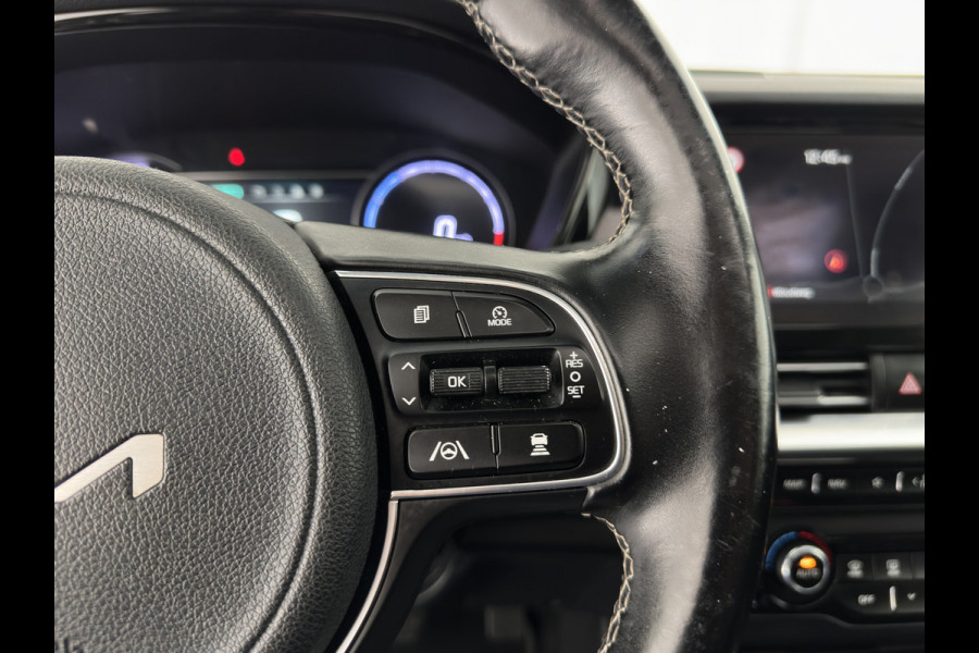 Kia e-Niro ExecutiveLine 64 kWh [ 3-Fase ] {SOH-100%} (INCL-BTW) Aut. *PANO | LUXURY-LEATHER | JBL-AUDIO | FULL-LED | NAVI-FULLMAP | DAB | ADAPTIVE-CRUISE | CAMERA | MEMORY-PACK | LANE-ASSIST | CCS-FASTLOADER | KEYLESS | DIGI-COCKPIT | 17"ALU*
