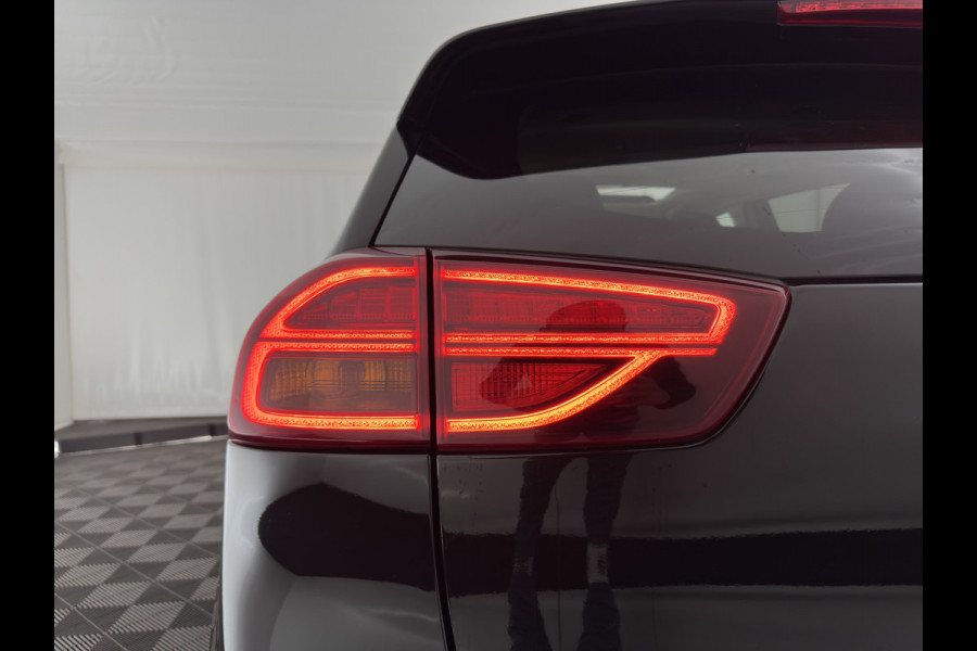 Kia e-Niro ExecutiveLine 64 kWh [ 3-Fase ] {SOH-100%} (INCL-BTW) Aut. *PANO | LUXURY-LEATHER | JBL-AUDIO | FULL-LED | NAVI-FULLMAP | DAB | ADAPTIVE-CRUISE | CAMERA | MEMORY-PACK | LANE-ASSIST | CCS-FASTLOADER | KEYLESS | DIGI-COCKPIT | 17"ALU*