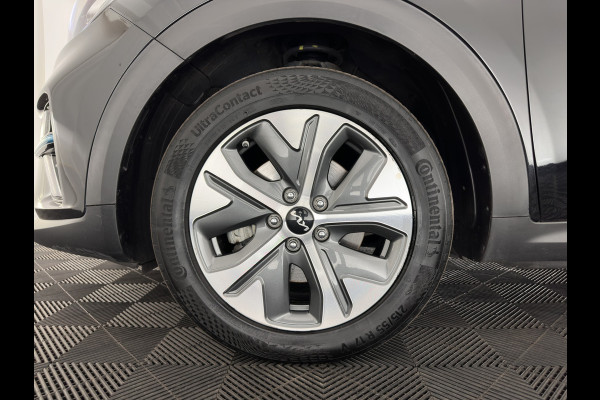 Kia e-Niro ExecutiveLine 64 kWh [ 3-Fase ] {SOH-100%} (INCL-BTW) Aut. *PANO | LUXURY-LEATHER | JBL-AUDIO | FULL-LED | NAVI-FULLMAP | DAB | ADAPTIVE-CRUISE | CAMERA | MEMORY-PACK | LANE-ASSIST | CCS-FASTLOADER | KEYLESS | DIGI-COCKPIT | 17"ALU*