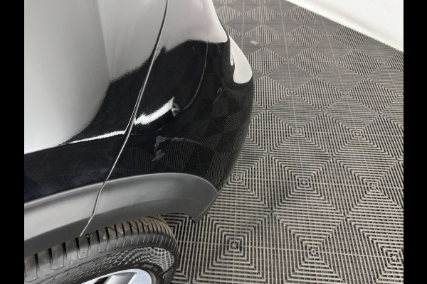 Kia e-Niro ExecutiveLine 64 kWh [ 3-Fase ] {SOH-100%} (INCL-BTW) Aut. *PANO | LUXURY-LEATHER | JBL-AUDIO | FULL-LED | NAVI-FULLMAP | DAB | ADAPTIVE-CRUISE | CAMERA | MEMORY-PACK | LANE-ASSIST | CCS-FASTLOADER | KEYLESS | DIGI-COCKPIT | 17"ALU*