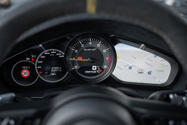 Porsche Cayenne Coupé 4.0 Turbo GT - Origineel NL | Sport Chrono + | Keramisch | Burmester | Carbon Porsche Cayenne Coupé 4.0 Turbo GT - Origineel NL | Sport Chrono + | Keramisch | Burmester | Carbon