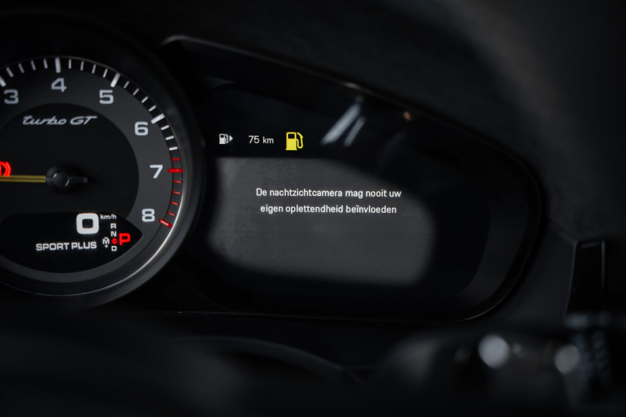 Porsche Cayenne Coupé 4.0 Turbo GT - Origineel NL | Sport Chrono + | Keramisch | Burmester | Carbon Porsche Cayenne Coupé 4.0 Turbo GT - Origineel NL | Sport Chrono + | Keramisch | Burmester | Carbon