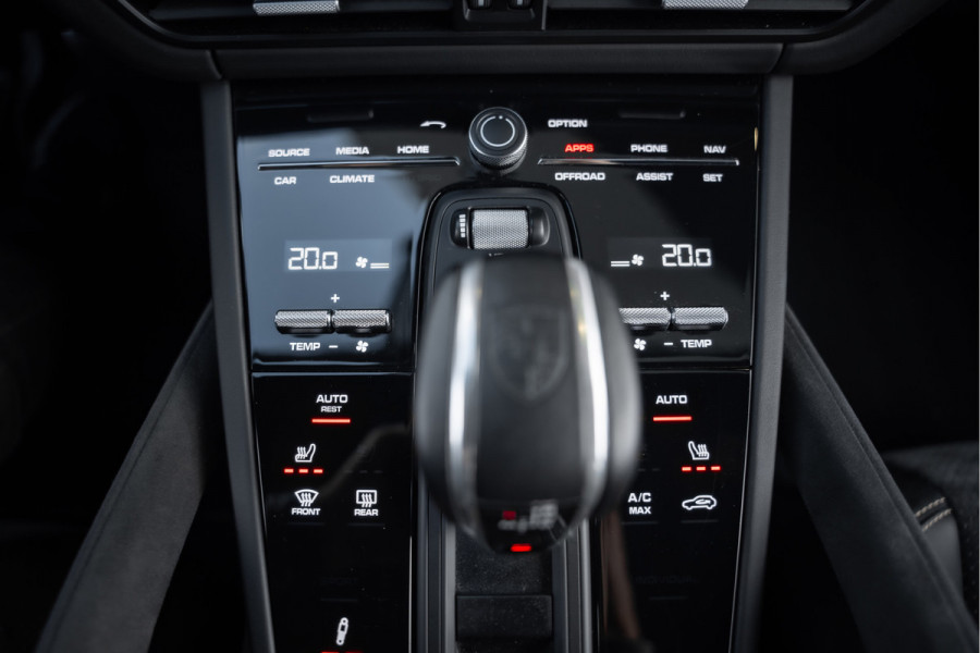 Porsche Cayenne Coupé 4.0 Turbo GT - Origineel NL | Sport Chrono + | Keramisch | Burmester | Carbon Porsche Cayenne Coupé 4.0 Turbo GT - Origineel NL | Sport Chrono + | Keramisch | Burmester | Carbon