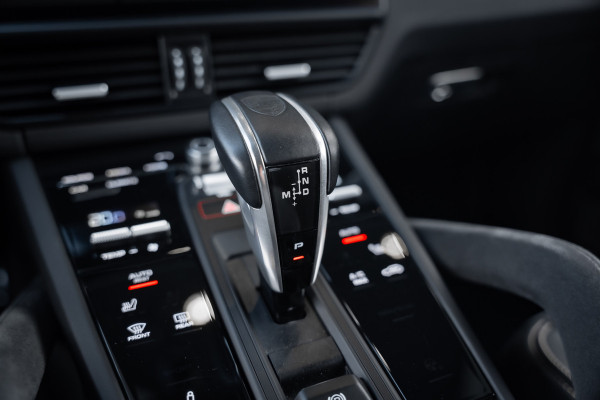 Porsche Cayenne Coupé 4.0 Turbo GT - Origineel NL | Sport Chrono + | Keramisch | Burmester | Carbon Porsche Cayenne Coupé 4.0 Turbo GT - Origineel NL | Sport Chrono + | Keramisch | Burmester | Carbon