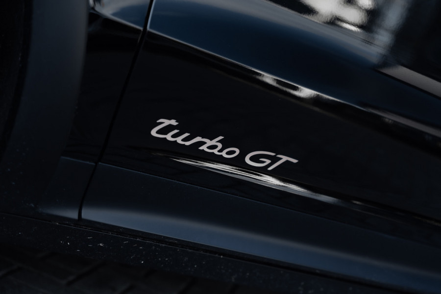 Porsche Cayenne Coupé 4.0 Turbo GT - Origineel NL | Sport Chrono + | Keramisch | Burmester | Carbon Porsche Cayenne Coupé 4.0 Turbo GT - Origineel NL | Sport Chrono + | Keramisch | Burmester | Carbon