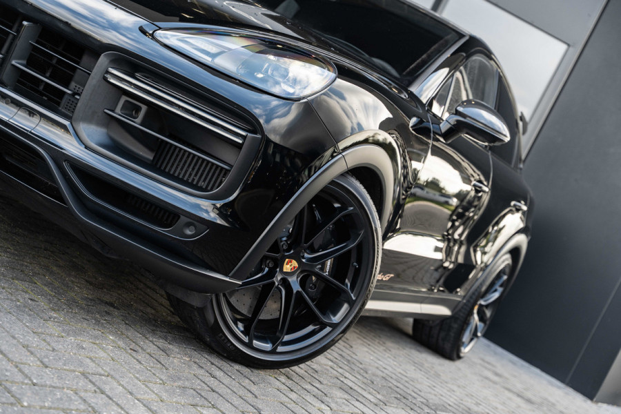 Porsche Cayenne Coupé 4.0 Turbo GT - Origineel NL | Sport Chrono + | Keramisch | Burmester | Carbon Porsche Cayenne Coupé 4.0 Turbo GT - Origineel NL | Sport Chrono + | Keramisch | Burmester | Carbon