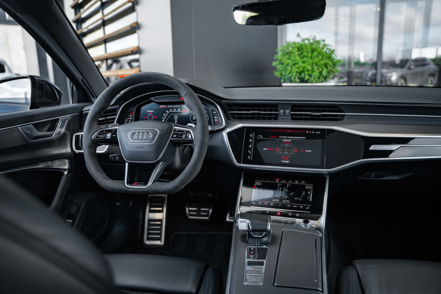 Audi RS6 Avant TFSI quattro - Urban Pakket | RS Dynamic + | Panorama | B&O | Stoelkoeling Audi RS6 Avant TFSI quattro - Urban Pakket | RS Dynamic + | Panorama | B&O | Stoelkoeling