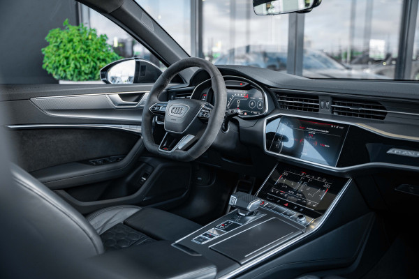 Audi RS6 Avant TFSI quattro - Urban Pakket | RS Dynamic + | Panorama | B&O | Stoelkoeling Audi RS6 Avant TFSI quattro - Urban Pakket | RS Dynamic + | Panorama | B&O | Stoelkoeling