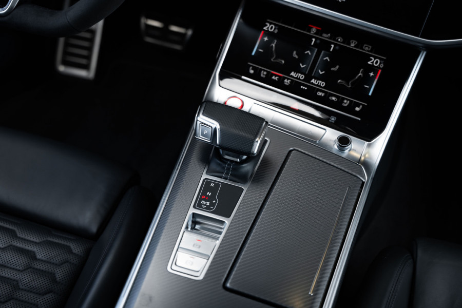 Audi RS6 Avant TFSI quattro - Urban Pakket | RS Dynamic + | Panorama | B&O | Stoelkoeling Audi RS6 Avant TFSI quattro - Urban Pakket | RS Dynamic + | Panorama | B&O | Stoelkoeling