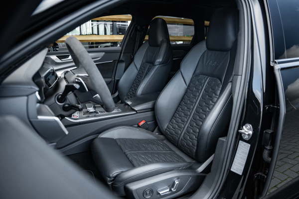 Audi RS6 Avant TFSI quattro - Urban Pakket | RS Dynamic + | Panorama | B&O | Stoelkoeling Audi RS6 Avant TFSI quattro - Urban Pakket | RS Dynamic + | Panorama | B&O | Stoelkoeling