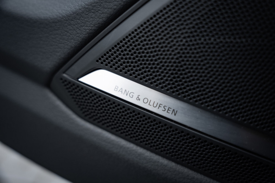 Audi RS6 Avant TFSI quattro - Urban Pakket | RS Dynamic + | Panorama | B&O | Stoelkoeling Audi RS6 Avant TFSI quattro - Urban Pakket | RS Dynamic + | Panorama | B&O | Stoelkoeling