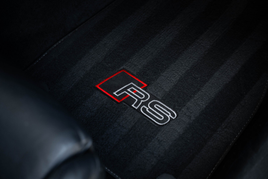 Audi RS6 Avant TFSI quattro - Urban Pakket | RS Dynamic + | Panorama | B&O | Stoelkoeling Audi RS6 Avant TFSI quattro - Urban Pakket | RS Dynamic + | Panorama | B&O | Stoelkoeling