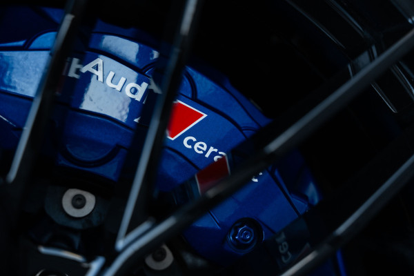 Audi RS6 Avant TFSI quattro - Urban Pakket | RS Dynamic + | Panorama | B&O | Stoelkoeling Audi RS6 Avant TFSI quattro - Urban Pakket | RS Dynamic + | Panorama | B&O | Stoelkoeling