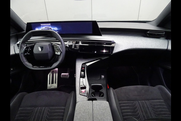 Peugeot E-3008 GT Avantage 210 73 kWh * WARMTEPOMP * 4 SEIZOENSBANDEN !! Peugeot E-3008 GT Avantage 210 73 kWh * WARMTEPOMP * 4 SEIZOENSBANDEN !!