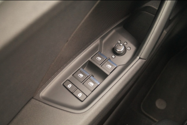 Audi A3 Sportback 30 TFSI Automaat Advanced Edition -LEER-NAVI-ECC- Audi A3 Sportback 30 TFSI Automaat Advanced Edition -LEER-NAVI-ECC-