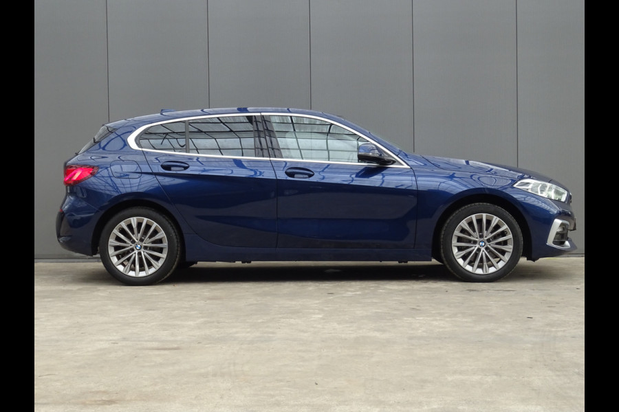 BMW 1-serie 118i High Executive Edition * CARPLAY * DEALER ONDERH. !!