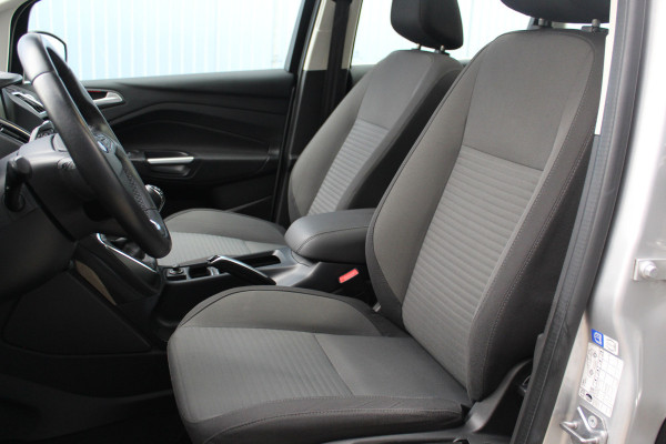 Ford C-MAX 1.0-125pk Titanium. Nette en goed onderhouden hoogzitter ! Volautm. airco dual, panoramadak, parkeersensoren, metallic lak,  telefoonvoorb., navigatie, LM wielen, Ford C-MAX 1.0-125pk Titanium. Nette en goed onderhouden hoogzitter ! Volautm. airco dual, panoramadak, parkeersensoren, metallic lak,  telefoonvoorb., navigatie, LM wielen,