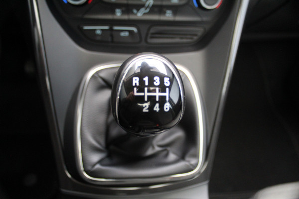 Ford C-MAX 1.0-125pk Titanium. Nette en goed onderhouden hoogzitter ! Volautm. airco dual, panoramadak, parkeersensoren, metallic lak,  telefoonvoorb., navigatie, LM wielen, Ford C-MAX 1.0-125pk Titanium. Nette en goed onderhouden hoogzitter ! Volautm. airco dual, panoramadak, parkeersensoren, metallic lak,  telefoonvoorb., navigatie, LM wielen,