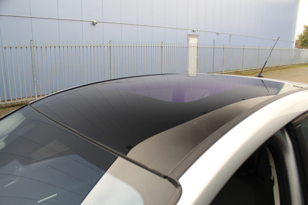 Ford C-MAX 1.0-125pk Titanium. Nette en goed onderhouden hoogzitter ! Volautm. airco dual, panoramadak, parkeersensoren, metallic lak,  telefoonvoorb., navigatie, LM wielen, Ford C-MAX 1.0-125pk Titanium. Nette en goed onderhouden hoogzitter ! Volautm. airco dual, panoramadak, parkeersensoren, metallic lak,  telefoonvoorb., navigatie, LM wielen,