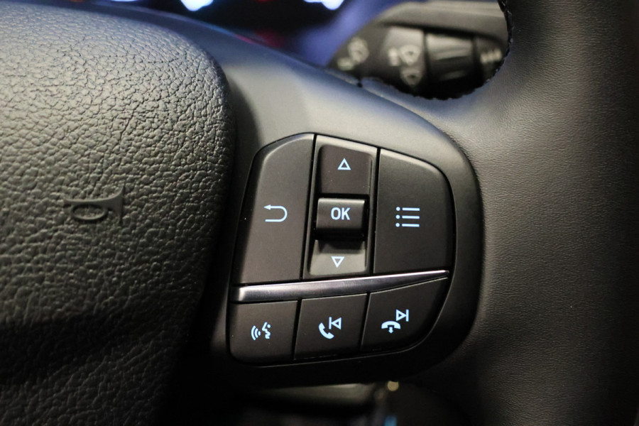 Ford Transit 350 2.0 TDCI L3H2 DC | Dubbel Cabine | CarPlay | Navigatie | Blind Spot | Stoelverwarming | Camera | DAB | Cruise control | Trekhaak | PDC V+A | BPM Vrij