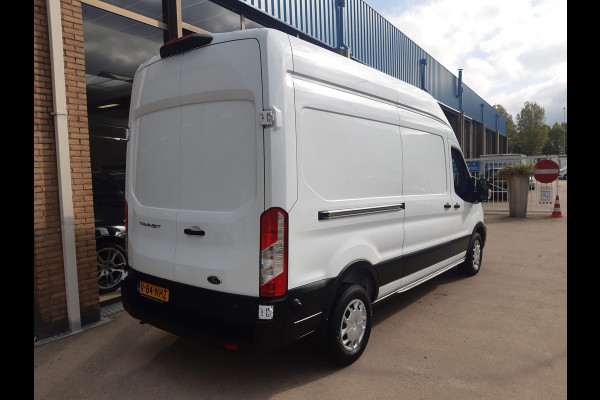 Ford Transit 2.0 TDCI 96Kw/130Pk L3H2 Airco Cruisecontrol Achteruitrijcamera 270graden doordraai achterdeuren Ford Transit 2.0 TDCI 96Kw/130Pk L3H2 Airco Cruisecontrol Achteruitrijcamera 270graden doordraai achterdeuren