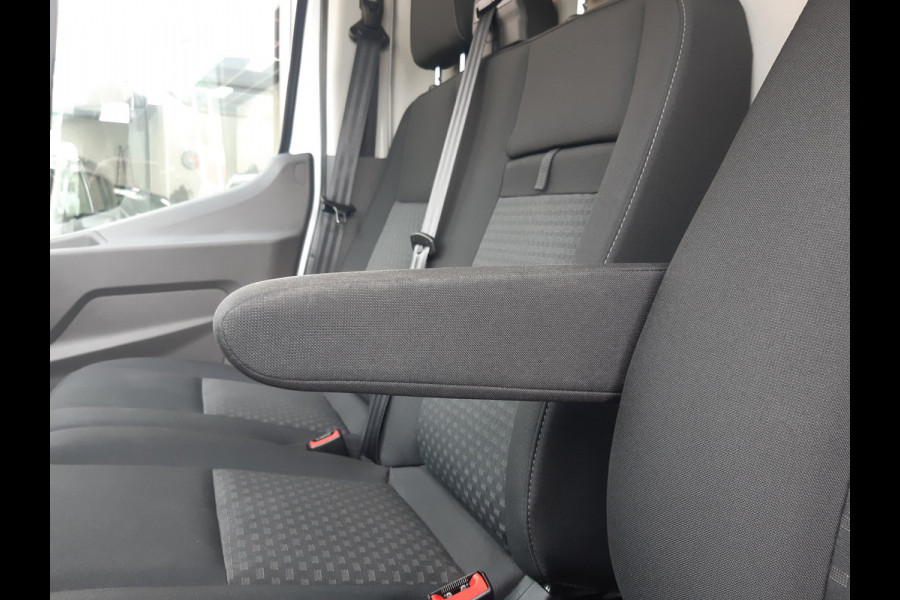 Ford Transit 2.0 TDCI 96Kw/130Pk L3H2 Airco Cruisecontrol Achteruitrijcamera 270graden doordraai achterdeuren Ford Transit 2.0 TDCI 96Kw/130Pk L3H2 Airco Cruisecontrol Achteruitrijcamera 270graden doordraai achterdeuren
