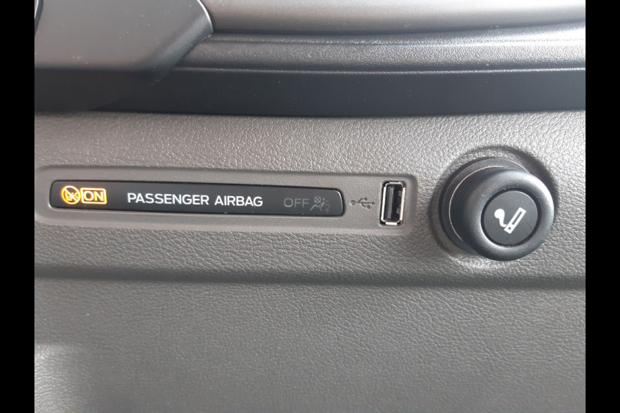 Ford Transit 2.0 TDCI 96Kw/130Pk L3H2 Airco Cruisecontrol Achteruitrijcamera 270graden doordraai achterdeuren Ford Transit 2.0 TDCI 96Kw/130Pk L3H2 Airco Cruisecontrol Achteruitrijcamera 270graden doordraai achterdeuren