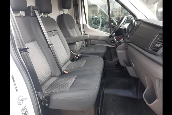 Ford Transit 2.0 TDCI 96Kw/130Pk L3H2 Airco Cruisecontrol Achteruitrijcamera 270graden doordraai achterdeuren Ford Transit 2.0 TDCI 96Kw/130Pk L3H2 Airco Cruisecontrol Achteruitrijcamera 270graden doordraai achterdeuren