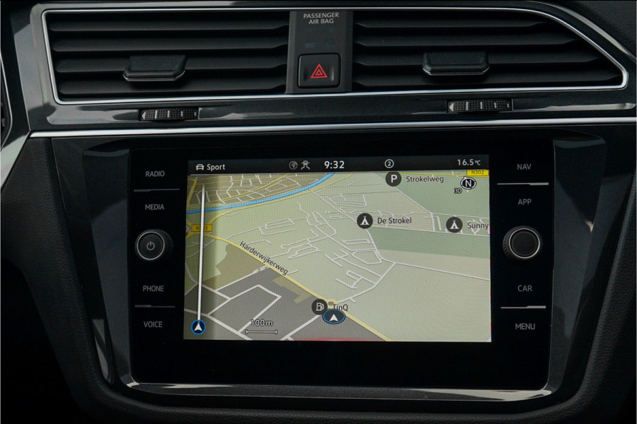 Volkswagen Tiguan 1.5 TSI R-Line Pano ACC 21" BTW Volkswagen Tiguan 1.5 TSI R-Line Pano ACC 21" BTW