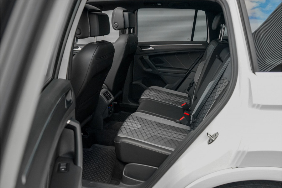 Volkswagen Tiguan 1.5 TSI R-Line Pano ACC 21" BTW Volkswagen Tiguan 1.5 TSI R-Line Pano ACC 21" BTW