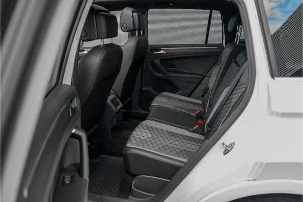 Volkswagen Tiguan 1.5 TSI R-Line Pano ACC 21" BTW Volkswagen Tiguan 1.5 TSI R-Line Pano ACC 21" BTW