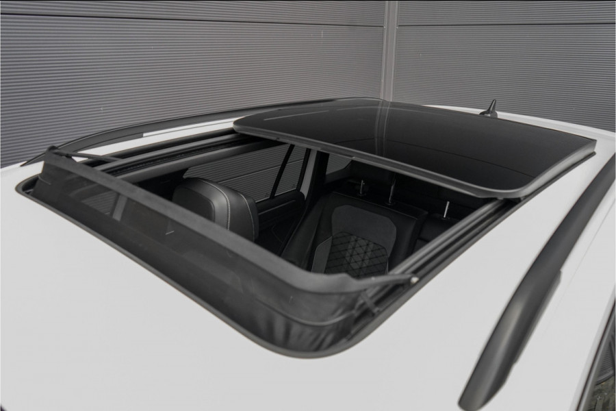 Volkswagen Tiguan 1.5 TSI R-Line Pano ACC 21" BTW Volkswagen Tiguan 1.5 TSI R-Line Pano ACC 21" BTW