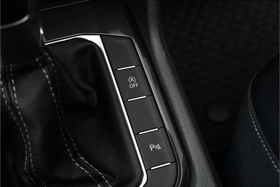 Volkswagen Tiguan 1.5 TSI R-Line Pano ACC 21" BTW Volkswagen Tiguan 1.5 TSI R-Line Pano ACC 21" BTW