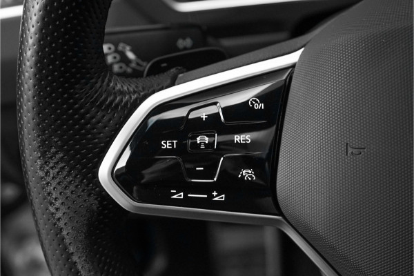 Volkswagen Tiguan 1.5 TSI R-Line Pano ACC 21" BTW Volkswagen Tiguan 1.5 TSI R-Line Pano ACC 21" BTW